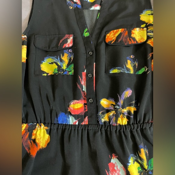 ***SOLD*** Black floral dress - Picture 2 of 4